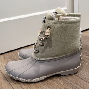 Sperry Light Gray and Cream Duck Boots